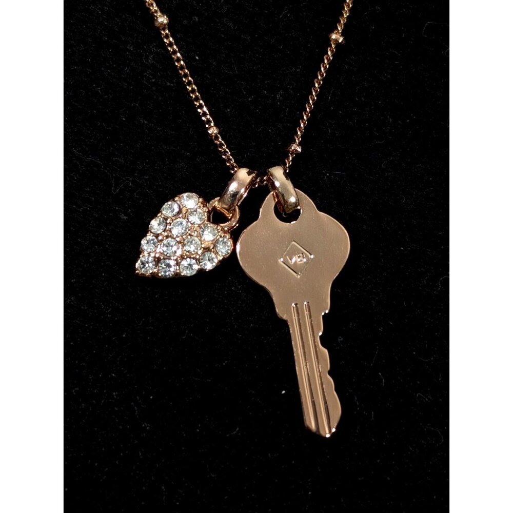 VB Vera Bradley Rose Gold Tone Heart Crystal Key Charm‎ Necklace 18 inch